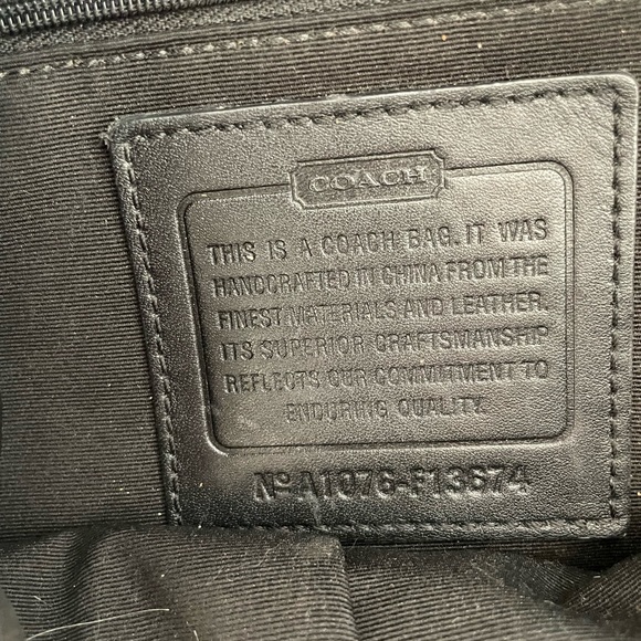 Coach purse - Picture 7 of 9